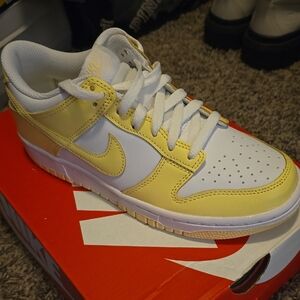 Nike DUNK White and Yellow Sneakers 5.5 Y 7 W